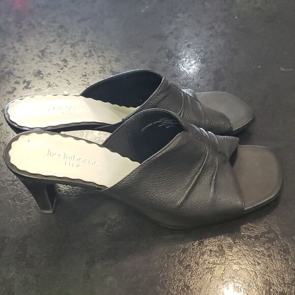 Liz  Claiborne shoes - Picture 2 of 4